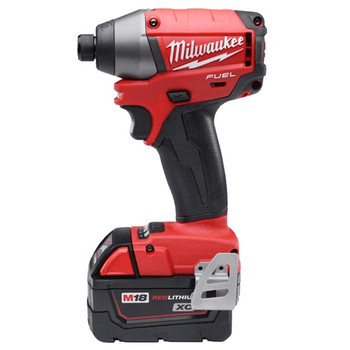 Milwaukee 2653-82 M18 FUEL 18V Cordless Lithium-Ion 1\/4 in. Impact Driver Kit with XC Batteries