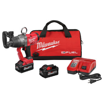 Milwaukee 2867-22 M18 FUEL 1 in. High Torque Impact Wrench Kit with ONE KEY and (2) 8.0 Ah Batteries Milwaukee 2867-22 M18 FUEL 1 in. High Torque Impact Wrench Kit with ONE KEY and (2) 8.0 Ah Batteries