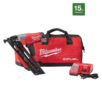 Milwaukee 2743-21CT M18 FUEL Cordless Lithium-Ion 15-Gauge Brushless Finish Nailer Kit Milwaukee 2743-21CT M18 FUEL Cordless Lithium-Ion 15-Gauge Brushless Finish Nailer Kit