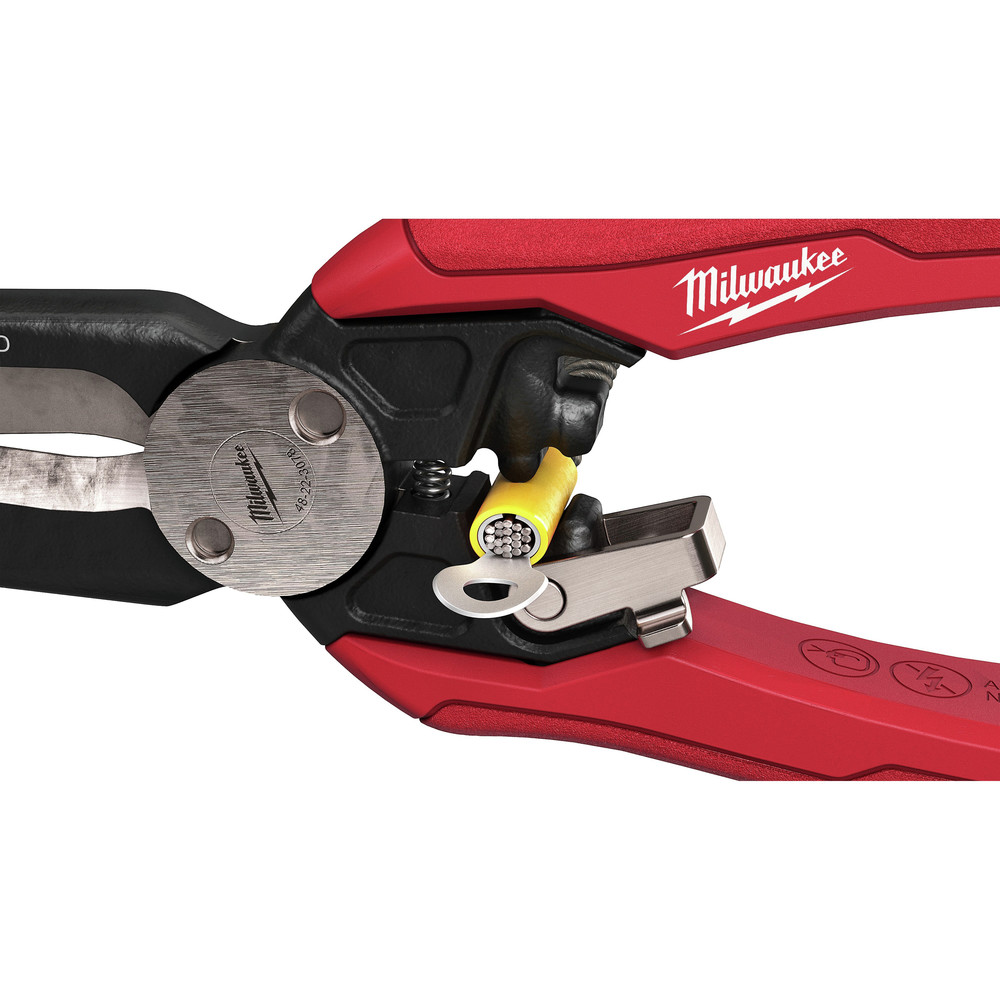 Milwaukee 48223078 7in1 Electrician's HighLeverage Combination