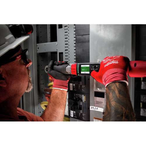 Milwaukee 2465 20 M12 Fuel Cordless Lithium Ion 3 8 In Digital Torque Wrench With One Key Tool Only Cpo Milwaukee