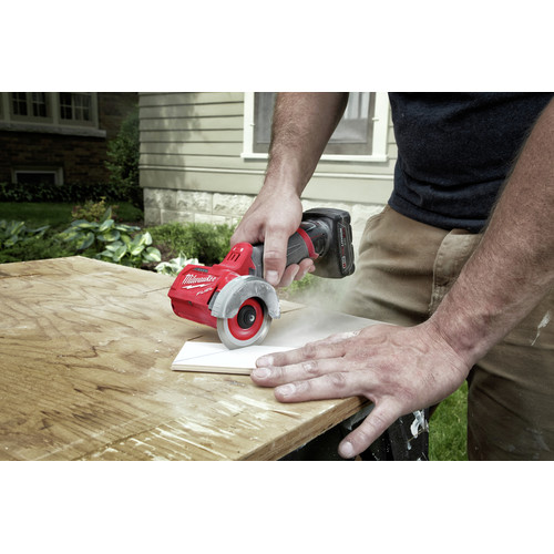 Milwaukee 2522 20 M12 Fuel 3 In Compact Cut Off Tool Tool Only Cpo Milwaukee
